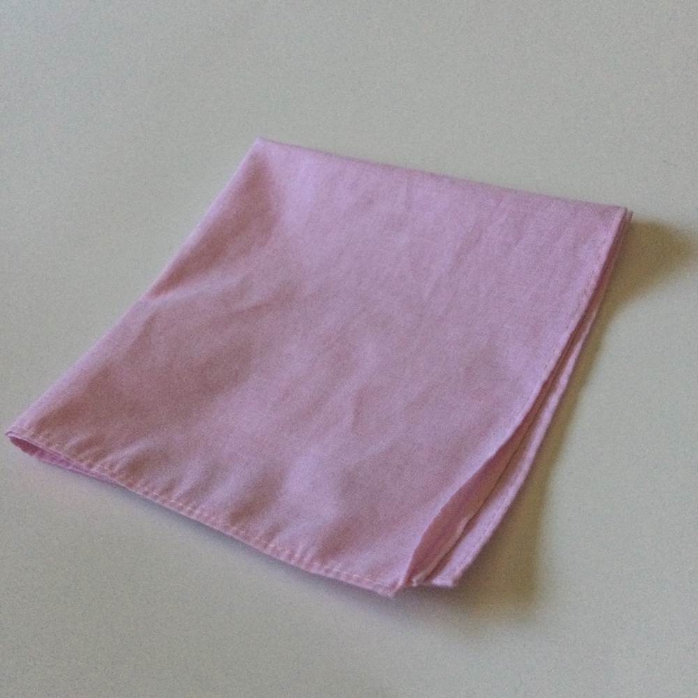 NORDSTROM RACK MENS POCKET SQUARE PINK NWOT